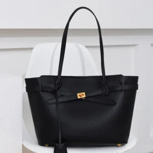 กระเป๋ารุ่น Bel Air Lock